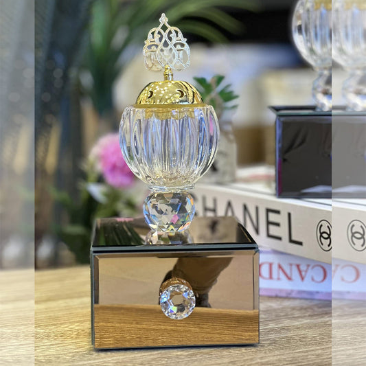 مبخرة ذهبية بصندوق البخور